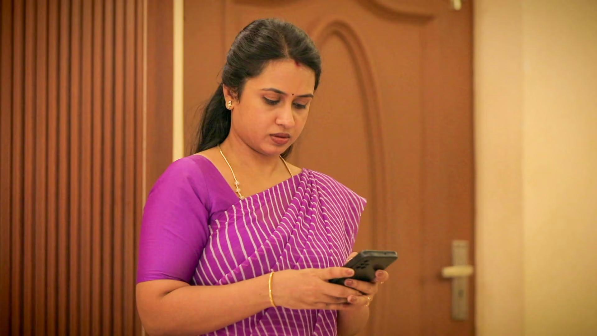 அண்ணனுக்காக ரேவதி எடுத்த ரிஸ்க்! என்ன செய்ய போறார் பாக்கியராஜ்!