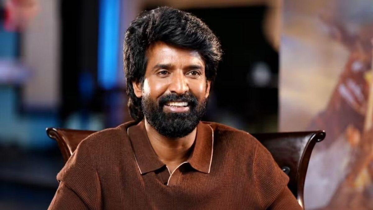 என் சட்டையை கழட்டி இன்னொருத்தர நடிக்க வச்சாங்க!.. அது பெரிய வலி.. சூரி கொடுத்த பேட்டி!..