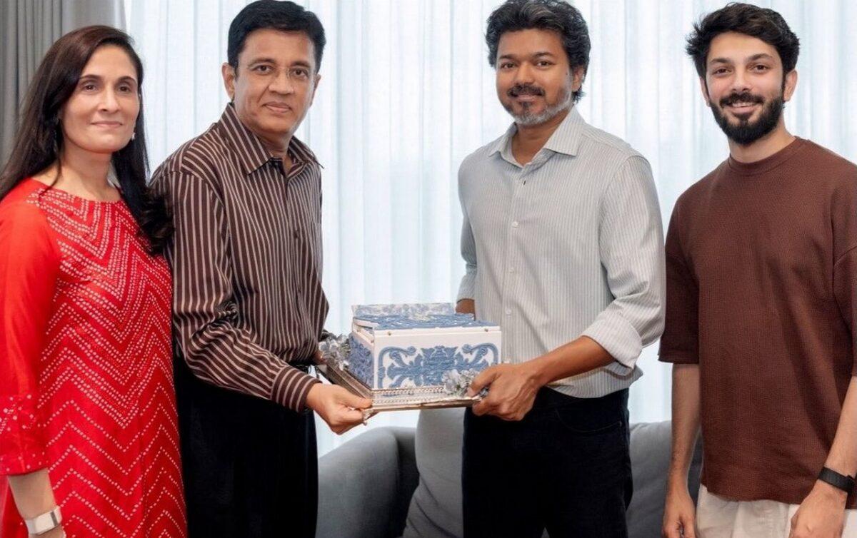 விஜய்க்கு மகளின் திருமண பத்திரிக்கை வைத்த கலாநிதி மாறன்!.. வைரல் போட்டோஸ்!..