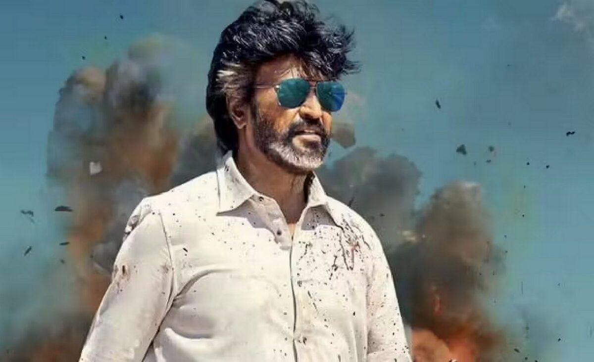 உங்களுக்குதன் நான் ஸ்டார்!. இப்பவும் அதே கண்டக்டர்தான்!.. ரஜினி ஃபீலிங்!..