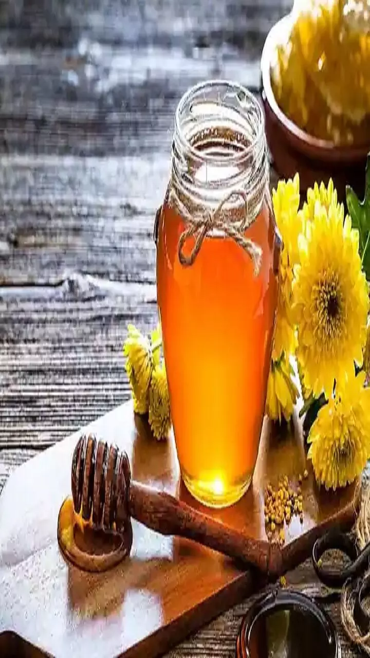சைடு பிசினஸில் கல்லாகட்டும் இயக்குனர்கள்!.. வெங்கியும் விக்கியும் செய்ற வேலைய பாருங்க..! சைடு பிசினஸில் கல்லாகட்டும் இயக்குனர்கள்!.. வெங்கியும் விக்கியும் செய்ற வேலைய பாருங்க..!