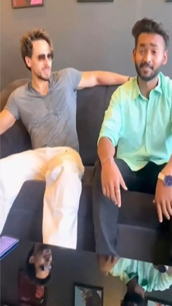 தோல்வியா! எனக்கா!.. பொல்லாதவன் தொடங்கி விடுதலை 2 வரை.. கெத்து காட்டிய வெற்றிமாறன்..! தோல்வியா! எனக்கா!.. பொல்லாதவன் தொடங்கி விடுதலை 2 வரை.. கெத்து காட்டிய வெற்றிமாறன்..!