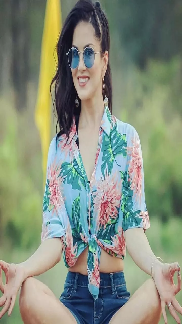 கேம் சேஞ்சர் படத்துல முதல்ல நடிக்க இருந்தது விஜய்யா?.. கடைசில இப்படி பண்ணிட்டாரே ஷங்கர்!.. கேம் சேஞ்சர் படத்துல முதல்ல நடிக்க இருந்தது விஜய்யா?.. கடைசில இப்படி பண்ணிட்டாரே ஷங்கர்!..