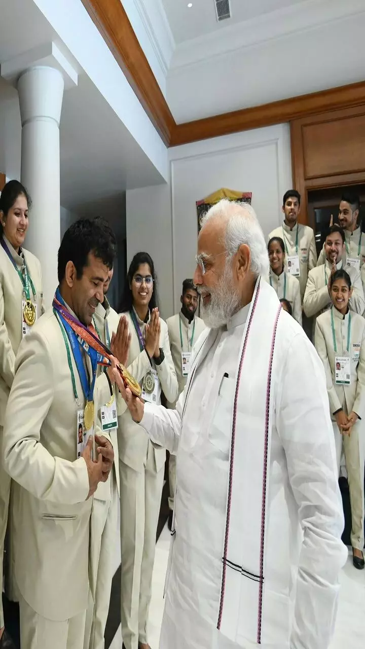 ரஜினி பயோபிக்கில் இதெல்லாம் சொல்ல வேண்டியிருக்கும்... ஷங்கர் சமாளிப்பாரா? ரஜினி பயோபிக்கில் இதெல்லாம் சொல்ல வேண்டியிருக்கும்... ஷங்கர் சமாளிப்பாரா?