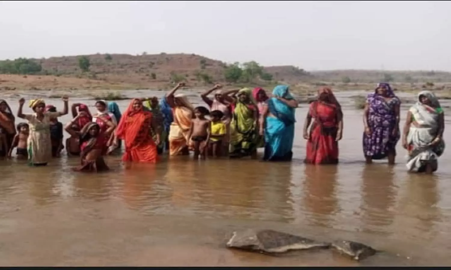 தலைக்கேறிய குடிபோதை!.. மீண்டும் சர்ச்சையில் சிக்கிய ஜெயிலர் பட வில்லன்.. அலறிய மக்கள்..! தலைக்கேறிய குடிபோதை!.. மீண்டும் சர்ச்சையில் சிக்கிய ஜெயிலர் பட வில்லன்.. அலறிய மக்கள்..!