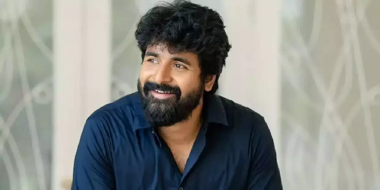 ஒரு படம் ஹிட் கொடுத்துட்டு குறுக்க மறுக்க ஓடுறாரு எஸ்.கே!.. பங்கம் பண்ணும் புளூசட்ட மாறன்.. ஒரு படம் ஹிட் கொடுத்துட்டு குறுக்க மறுக்க ஓடுறாரு எஸ்.கே!.. பங்கம் பண்ணும் புளூசட்ட மாறன்..