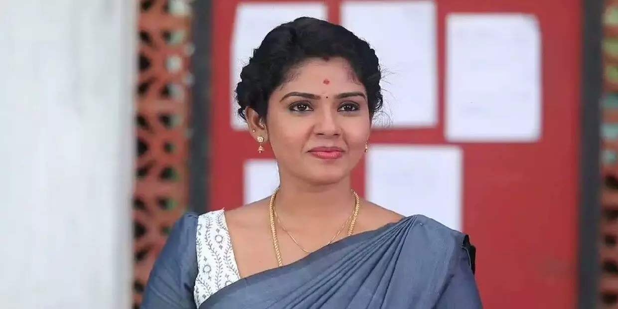 Pandian Stores2: குமரவேலை அடி துவைத்த பாண்டியன் குடும்பம்… இனிமே கஷ்டம் தானே! Pandian Stores2: குமரவேலை அடி துவைத்த பாண்டியன் குடும்பம்… இனிமே கஷ்டம் தானே!