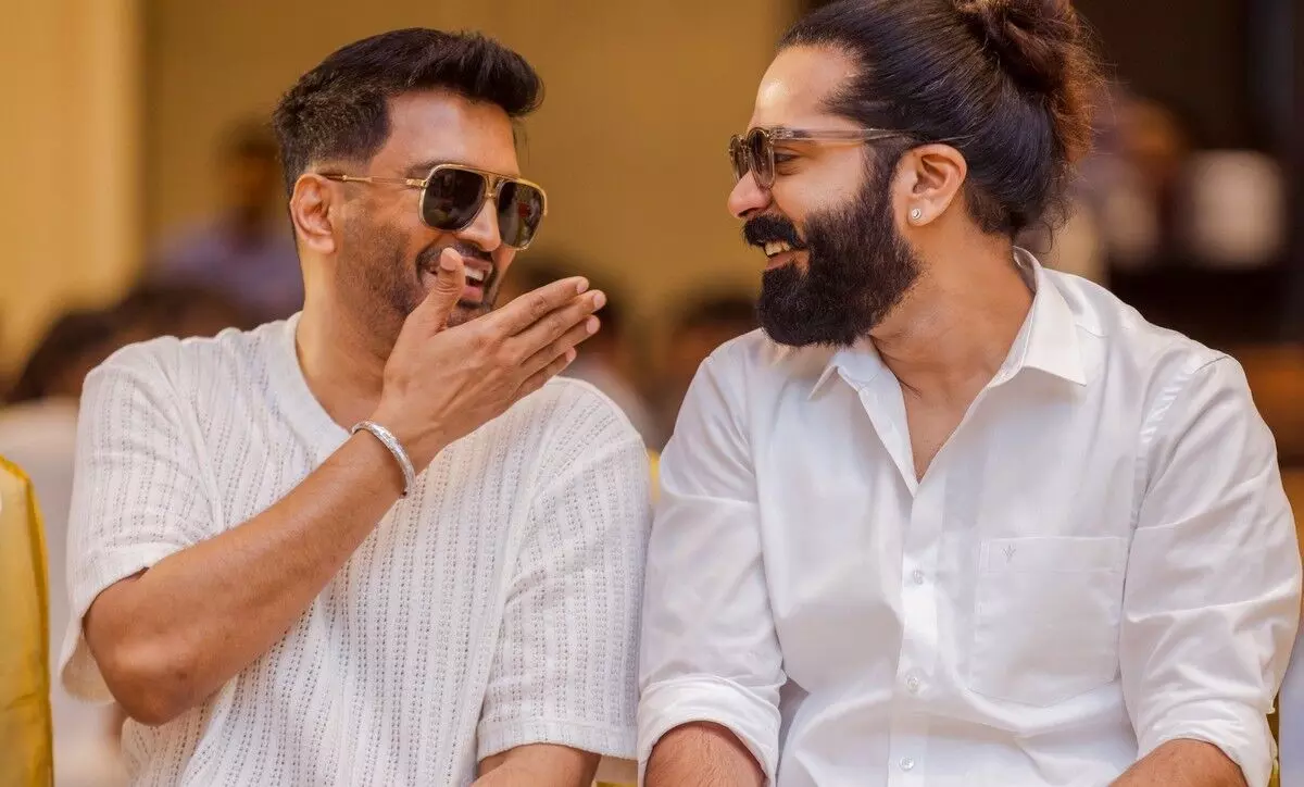 santhanam santhanam