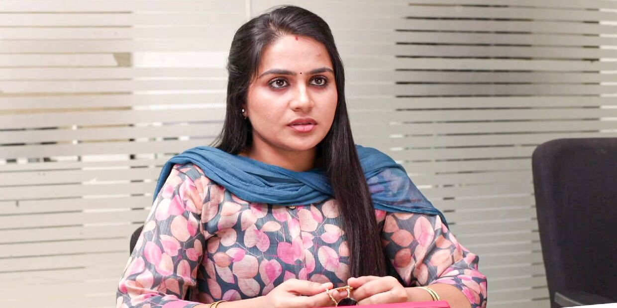 Siragadikka Aasai: சிக்கலில் மாட்டிய ரோகிணி… கணவருக்காக பொங்கி எழுந்த மீனா… Siragadikka Aasai: சிக்கலில் மாட்டிய ரோகிணி… கணவருக்காக பொங்கி எழுந்த மீனா…
