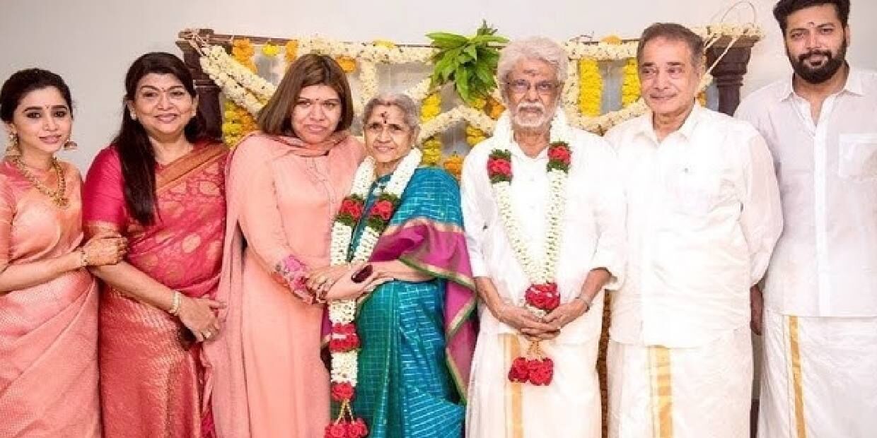 அவங்களை புடிச்சு ஜெயில போடுங்க… ஆர்த்தியின் தந்தை திடீர் போலீஸ் புகார்… அவங்களை புடிச்சு ஜெயில போடுங்க… ஆர்த்தியின் தந்தை திடீர் போலீஸ் புகார்…