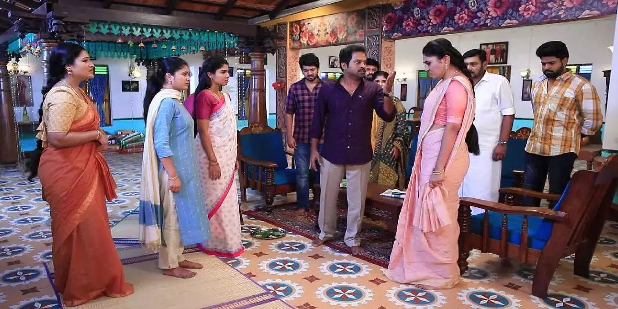 Pandian Stores2: அரசி மற்றும் குமார் இருவரின் காதலில் சுகன்யா செய்த திட்டங்களை உடைத்த ராஜி மற்றும் மீனா! Pandian Stores2: அரசி மற்றும் குமார் இருவரின் காதலில் சுகன்யா செய்த திட்டங்களை உடைத்த ராஜி மற்றும் மீனா!