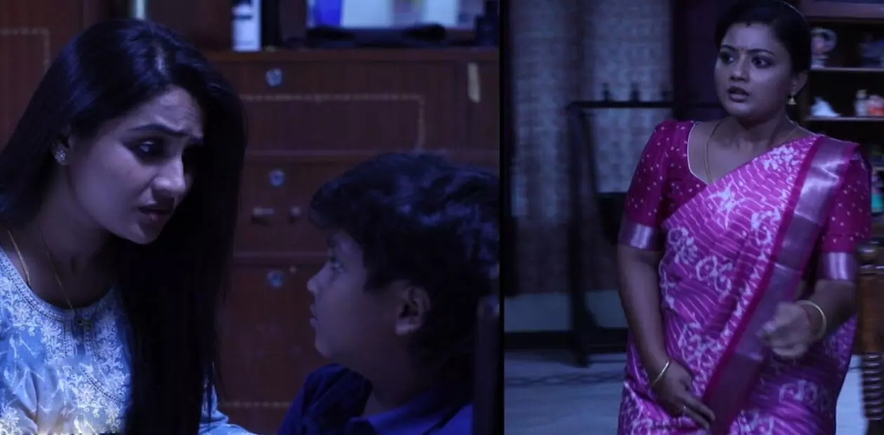 Siragadikka-Aasai:-பெத்த-பிள்ளைய-தண்ணி-தெளிச்சு-விட்டுட்டு…-மனோஜ்-கூட-ரொமான்ஸ்-ஆசையில்-ரோகிணி!