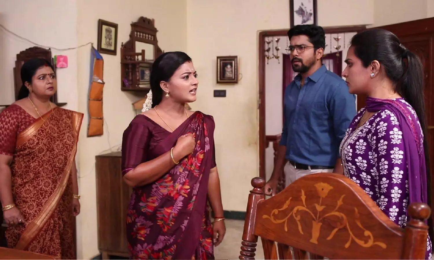 Siragadikka aasai: அம்மா என உளறிய கிரிஷ்… அடுத்த சம்பவத்திற்கு தயாராகிறாரா ரோகிணி? Siragadikka aasai: அம்மா என உளறிய கிரிஷ்… அடுத்த சம்பவத்திற்கு தயாராகிறாரா ரோகிணி?