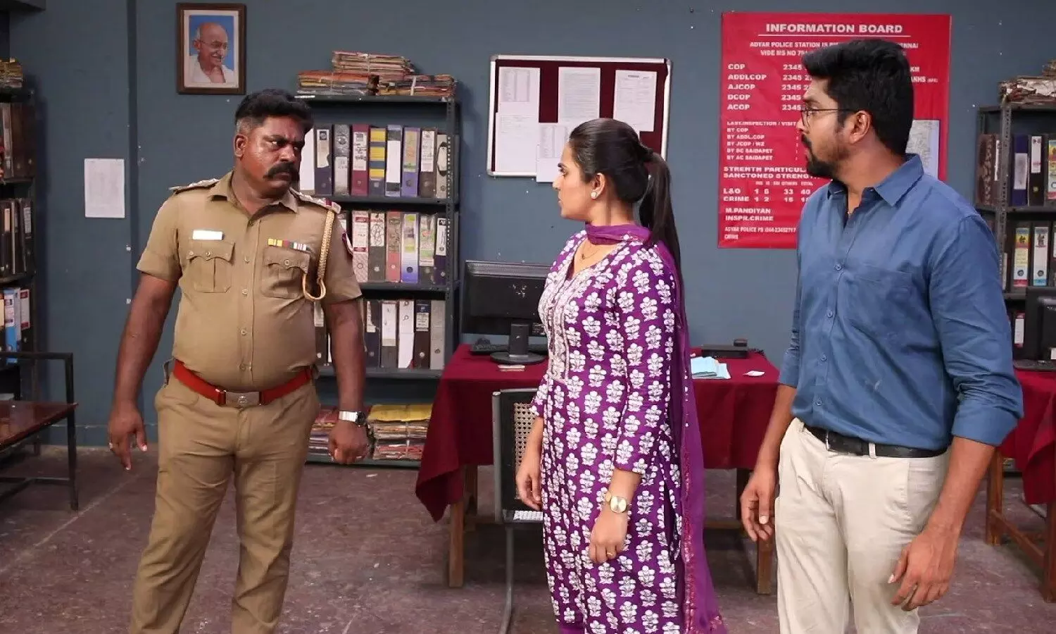 Siragadikka Aasai: முத்து, மீனாவிடம் மன்னிப்பு கேட்ட ரோகிணி... அசிங்கப்பட்ட அருண்!... நல்லா இருக்குல! Siragadikka Aasai: முத்து, மீனாவிடம் மன்னிப்பு கேட்ட ரோகிணி... அசிங்கப்பட்ட அருண்!... நல்லா இருக்குல!