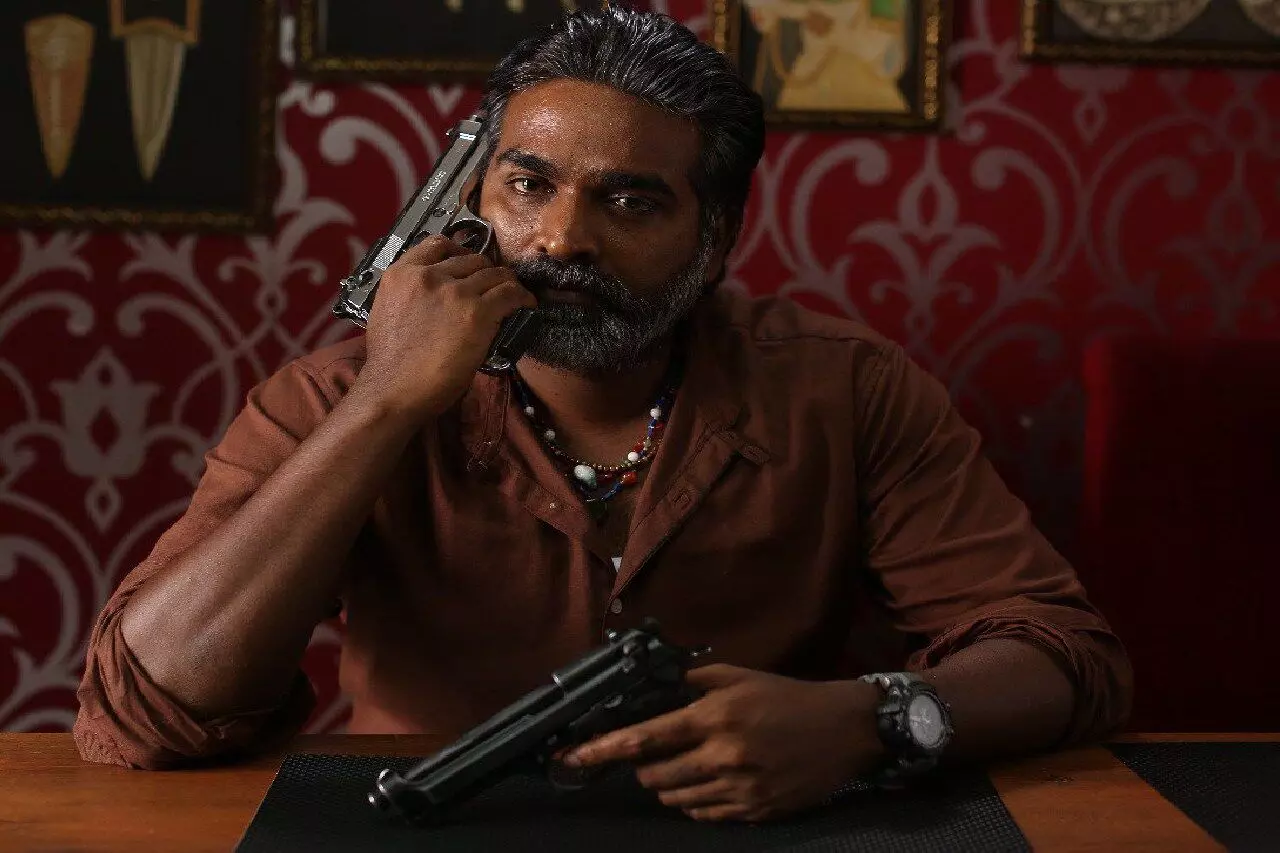 OTT: விஜய் சேதுபதி நடிப்பில் முக்கிய வெப்சீரிஸ் அறிவிப்பு… பேரே முரட்டுத்தனமா இருக்கே? OTT: விஜய் சேதுபதி நடிப்பில் முக்கிய வெப்சீரிஸ் அறிவிப்பு… பேரே முரட்டுத்தனமா இருக்கே?