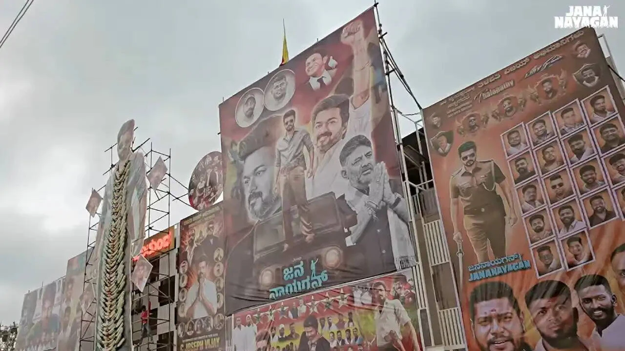 திரையரங்கில் விஜய்யின் ‘ஜன நாயகன்’-ஐ கொண்டாடிய பெங்களூர் ரசிகர்கள்… வைரலாகும் வீடியோ!