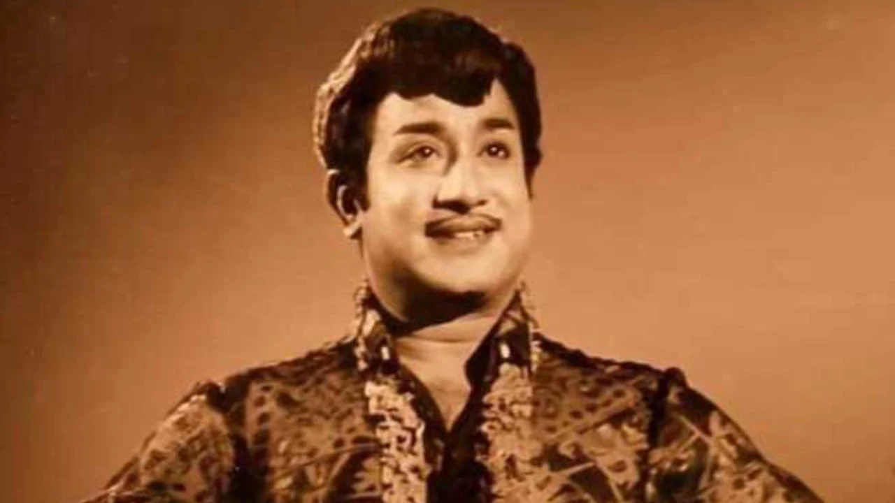 உதவி இயக்குநரா சேர்ந்த முதல் படத்துலேயே ஹீரோ சிவாஜி… யார் அந்த பிரபலம்?