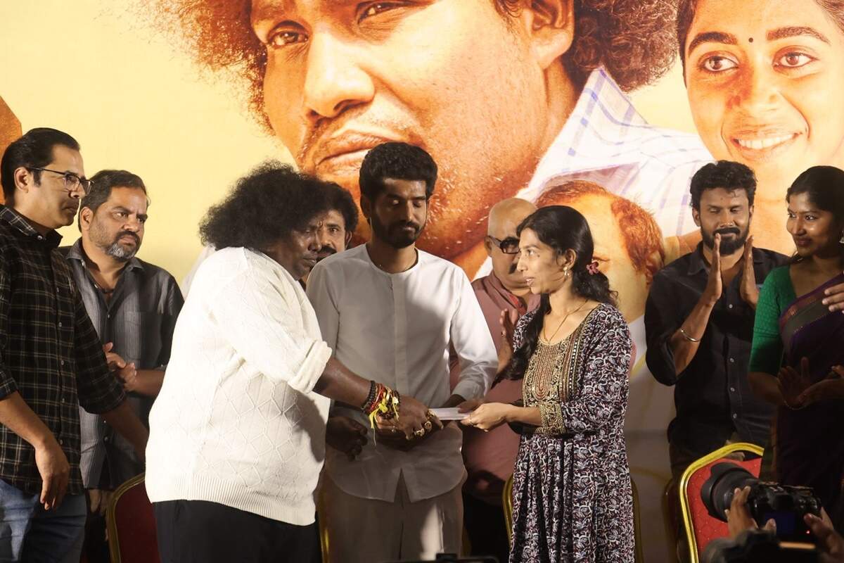 கெணத்த காணோம் இயக்குனரின் குழந்தைக்கு படிப்பு செலவை ஏற்ற யோகிபாபு
