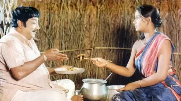 ஜெயலலிதா 15 முறை பார்த்து ரசித்த திரைப்படம்! கோடி பேர் ரசித்த படமும் இதுதான்