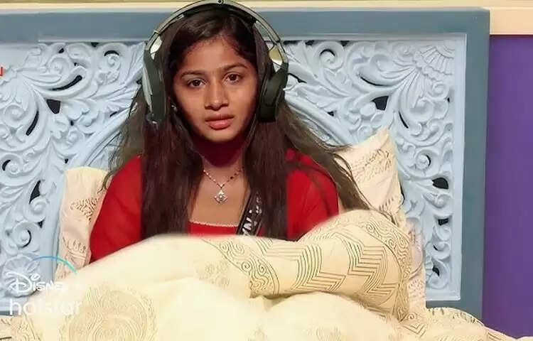 Biggboss Tamil 8: வர்ஷினி 'பலியாடு' ஆகிட்டாங்க... எவிக்சன் குறித்து 'பிரபலம்' ஓபன் டாக்!