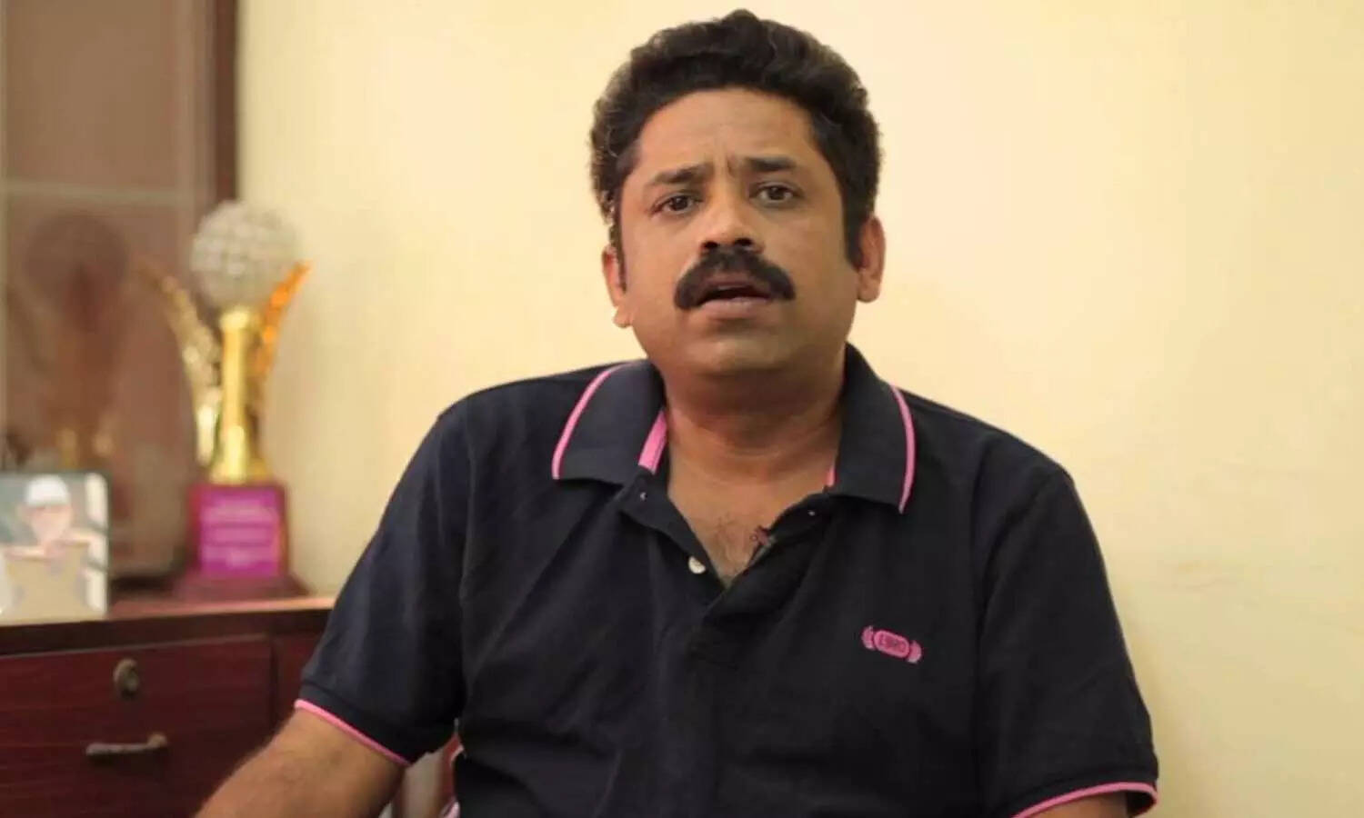 நீங்க பண்றது சரியில்ல?!... ஜோதிகாவை தொடர்ந்து சூர்யாவுக்காக களமிறங்கிய இயக்குனர்!...