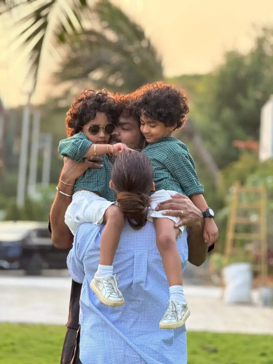 உயிர், உலக் நல்லா வளர்ந்துட்டாங்களே.. LIK ஃப்ளாப் ஆனாலும் ஹேப்பியா இருக்கும் விக்கி, நயன்!..