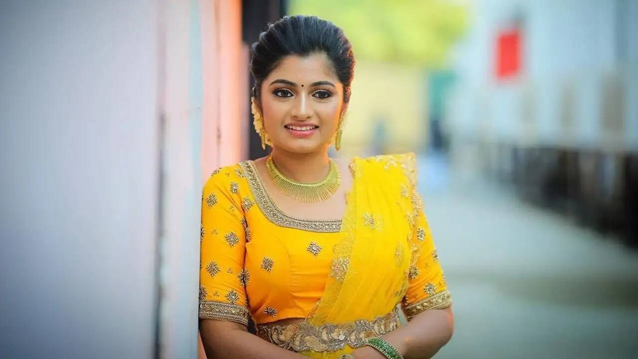 பிக்பாஸ் அர்ச்சனாவின் காதலர் இவர்தானா?... புகைப்படம் உள்ளே!