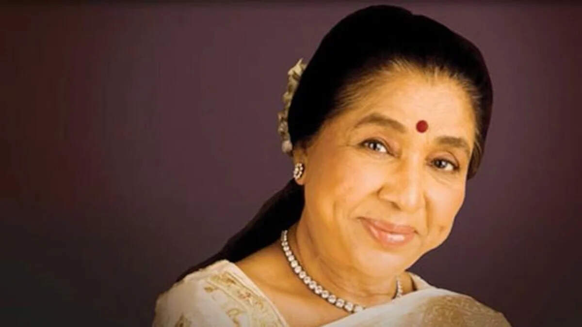 Asha Bhosle: பிரபல பாடகி ஆஷா போஸ்லே மருத்துவமனையில் அனுமதி