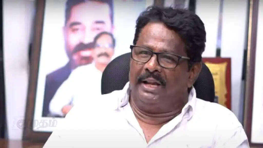 கேப்டன் பேச்சை கேட்காத இயக்குனர்... கோபப்படாமல் விஜயகாந்த் சொன்னது இதுதான்!...