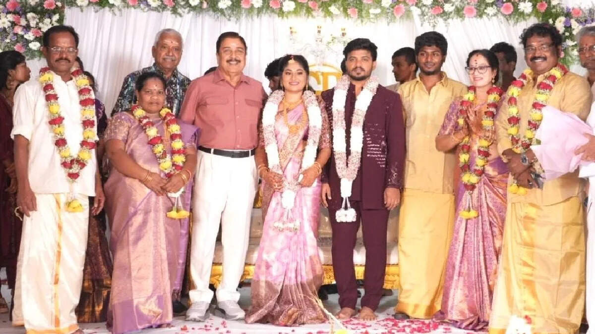 படையாண்ட மாவீரா கெளதமனை நினைவிருக்கா?.. கோலாகலமாக நடந்த மகள் நிச்சயதார்த்தம்!