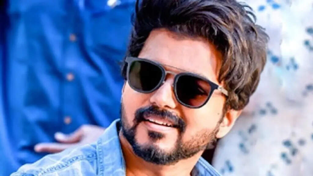 விஜய் பார்க்கும் 'வி' சென்டிமென்ட்... அப்படிப் பார்த்தா அது எப்படி செட்டாகும்?