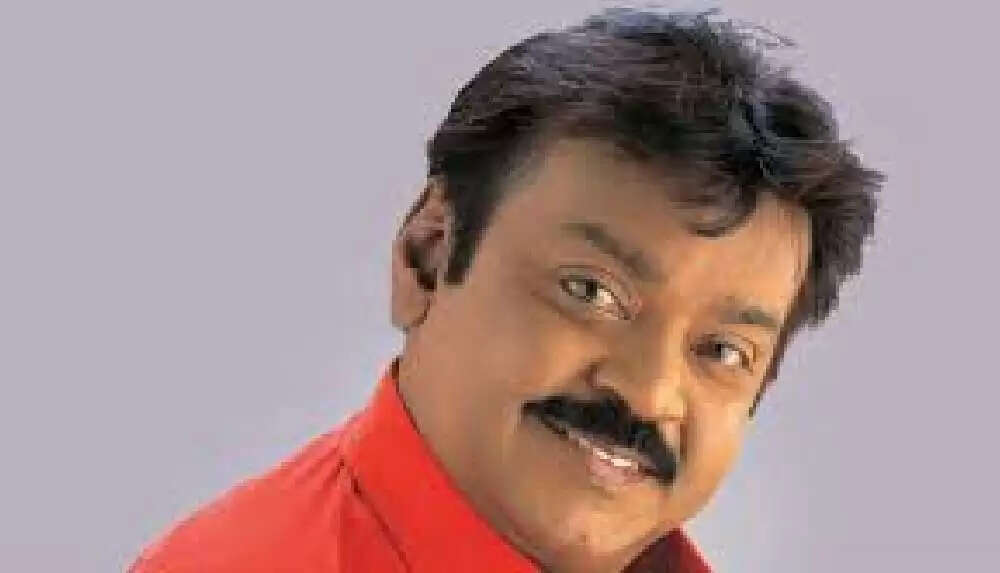 கமல் செய்யாததை எல்லோருக்கும் செய்த விஜயகாந்த்!.. அந்த மனசுதான் சார் கடவுள்!..