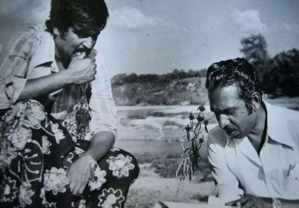 ரஜினி சொல்லியும் கேட்கல!.. மொத்த சீனையும் மாத்திய மகேந்திரன்!.. ஜானி படத்தில் நடந்த சம்பவம்.!..
