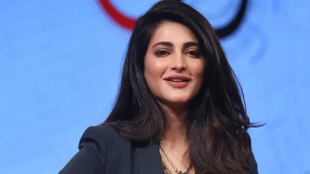6 காதல் பண்ணியும் காயத்தில் முடிந்தது!. இனிமே சிங்கிள்தான்!.. ஸ்ருதிஹாசன் ஃபீலிங்!&hellip;