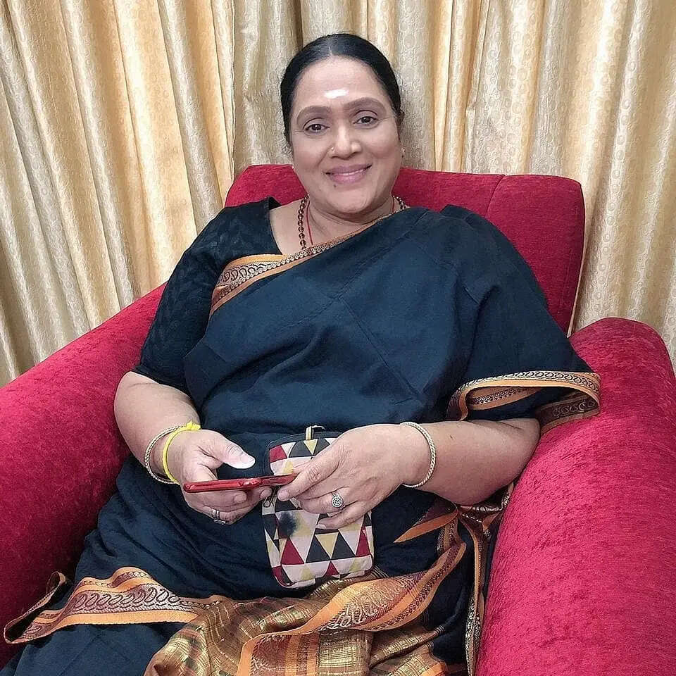என் வயசு என்ன? எனக்கே நடந்திருக்கு.. இந்த வயசு நடிகையுமா அவங்க விடல?