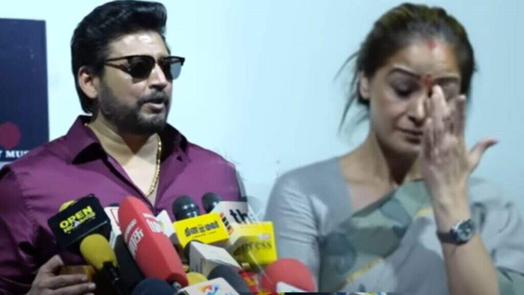 சிம்ரனை அழ வைத்த டாப் ஸ்டார்... அட இதுக்குப் போயா இப்படி ஆவீங்க..!