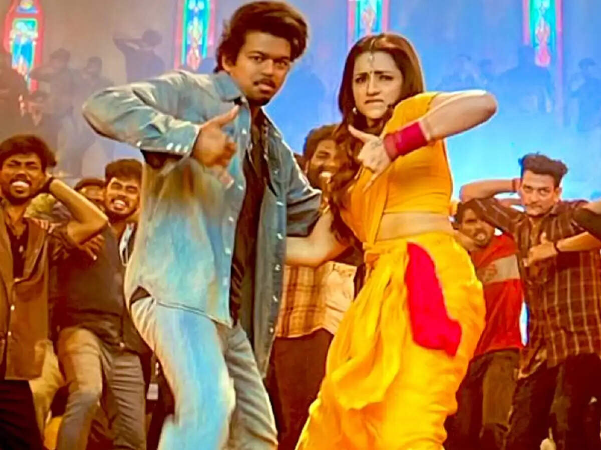 ஜெயலலிதா மாதிரி பண்றாரு... விஜயை விளாசிய தயாரிப்பாளர்!