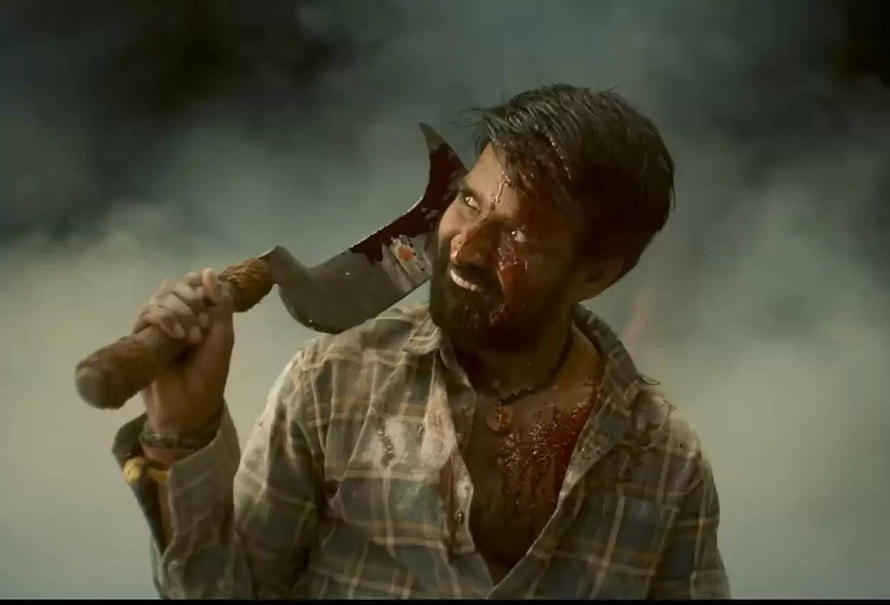 இனிமே மரண அடிதான்.. சூர்யா ரேஞ்சுக்கு மாறிய சூரி!.. கருடன் டிரெய்லர் சொல்வது என்ன?..