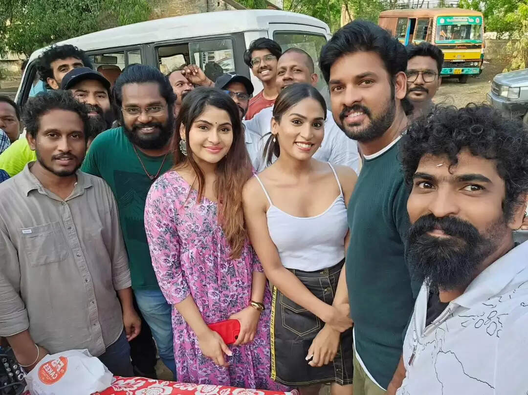 விமல் கூட இத்தனை பிக் பாஸ் பிரபலங்களா?.. விலங்கு வெப்சீரிஸுக்குப் பிறகு இதாவது விளங்குமா?..