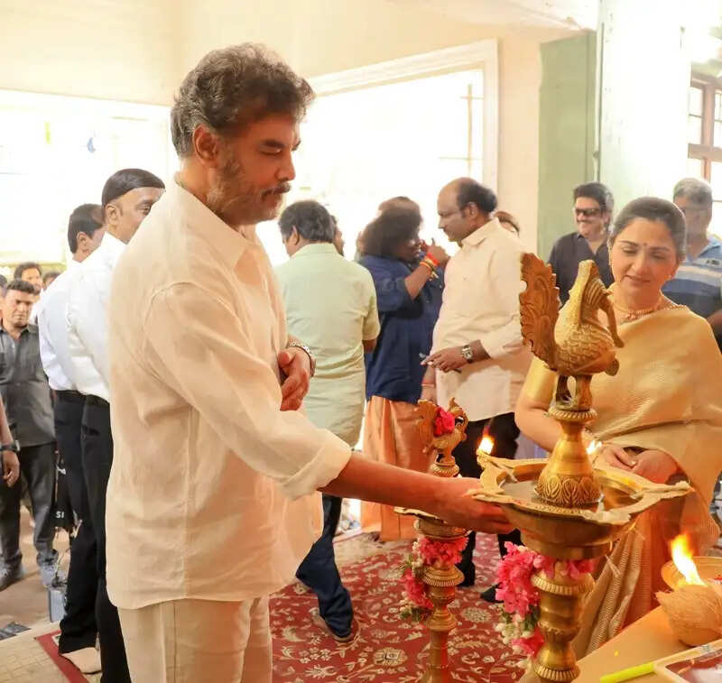 விஷால் சுந்தர்.சி காம்போ புருஷன் படத்துவக்க விழா புகைப்படங்கள்