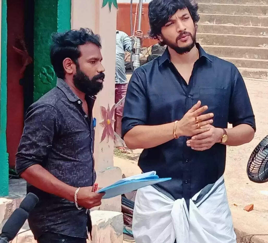 அமரன் என் டைட்டில்! பூஜை கூட போட்டாச்சி... இப்படி ஆட்டய போட்டுட்டாங்களே.. பொங்கும் அறிமுக இயக்குனர்
