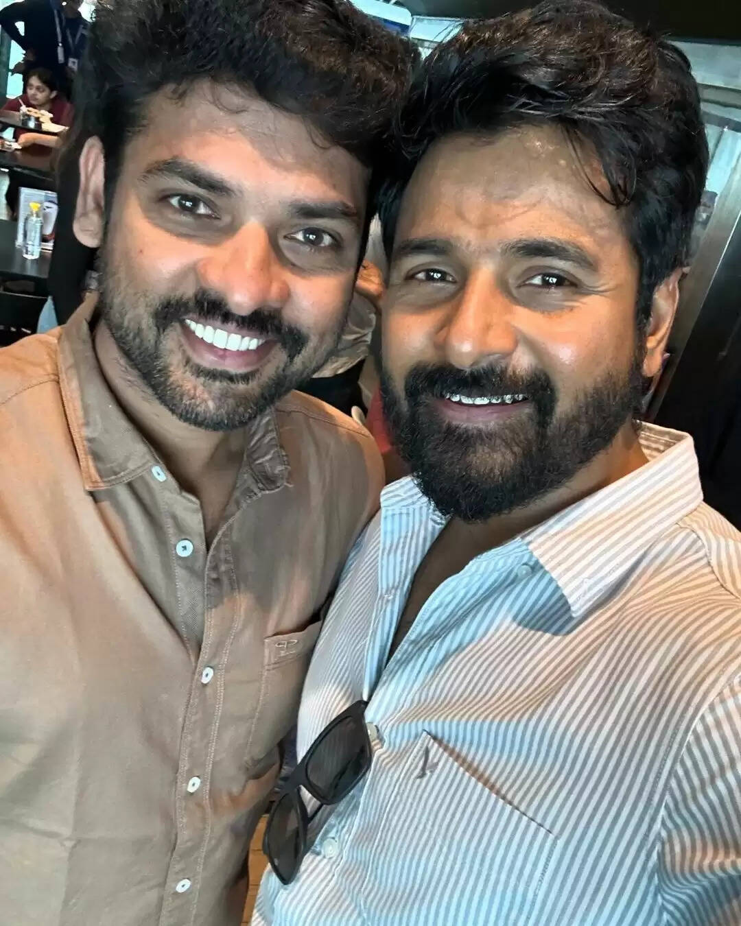 எத்தனை வருஷம் ஆச்சு இப்படிப்பார்த்து!.. கேடி பில்லாவும் கில்லாடி ரங்காவும்!.. கலக்குறாங்களே!..
