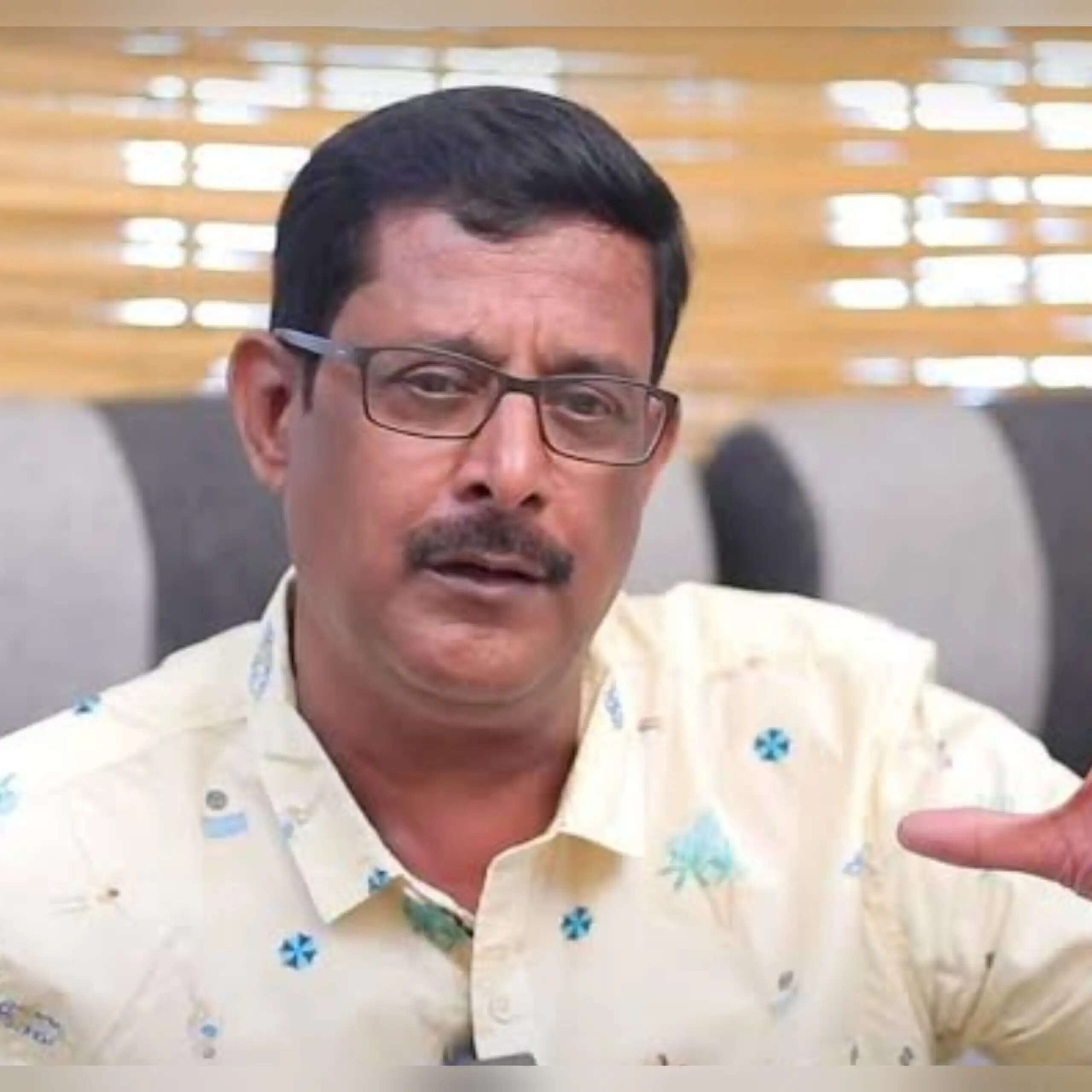 வாய்ப்பு கேட்டு போனவரை ராக்கிங் செய்த ரஜினி!.. சூப்பர்ஸ்டாருக்கு இன்னொரு முகம் இருக்கு!..
