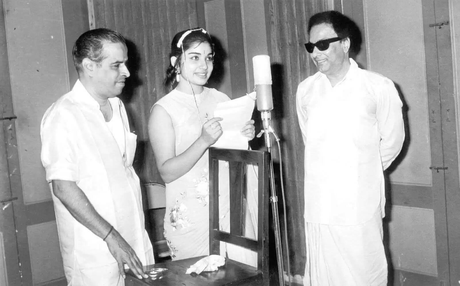 கொரியர் பாயாக வேலை செய்த கே.வி.மகாதேவன்!.. இசைமேதையின் ஆச்சர்யமான மறுபக்கம்...