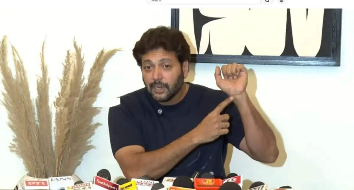 "சாது மிரண்டால் காடு கொள்ளாது" - ஜெயம் ரவிக்காக இறங்கிய திரையுலகம்!