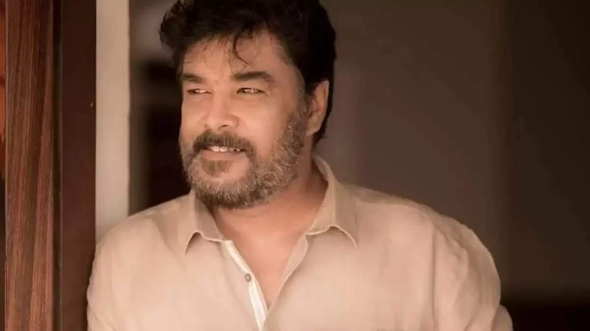 நயனின் மூக்குத்தி அம்மன்2 படத்தினை இயக்க போகும் பிரபல இயக்குனர்&hellip; வெவரம்தான்!