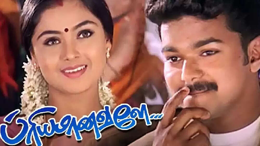 27 முறை விஜயுடன் மோதிய சூர்யா படங்கள்!... முதன் முதலில் 150 கோடியை குவித்த தளபதி படம்!..