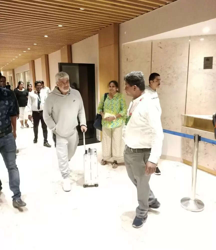 அவருடன் எந்த சண்டையும் இல்லை!.. கேட்டது கிடைச்சுடுச்சு!.. ஹேப்பியா அஜர்பைஜான் கிளம்பிய அஜித்!..