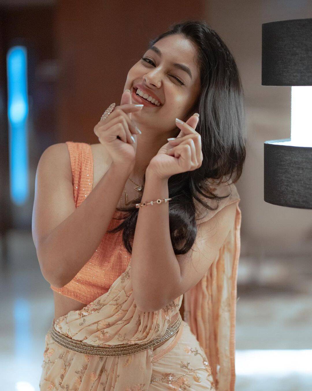 தோனியை நம்பி ஏமாந்து போன நடிகை!.. சோகத்தில் எப்படியொரு போஸ்ட் போட்டுருக்காரு பாருங்க!..