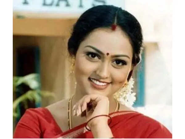 அந்த ஒரு படத்தில் நடிச்சதால 23 பட வாய்ப்பை மிஸ் பண்ண நடிகை! இப்ப அவங்க நிலைமை?